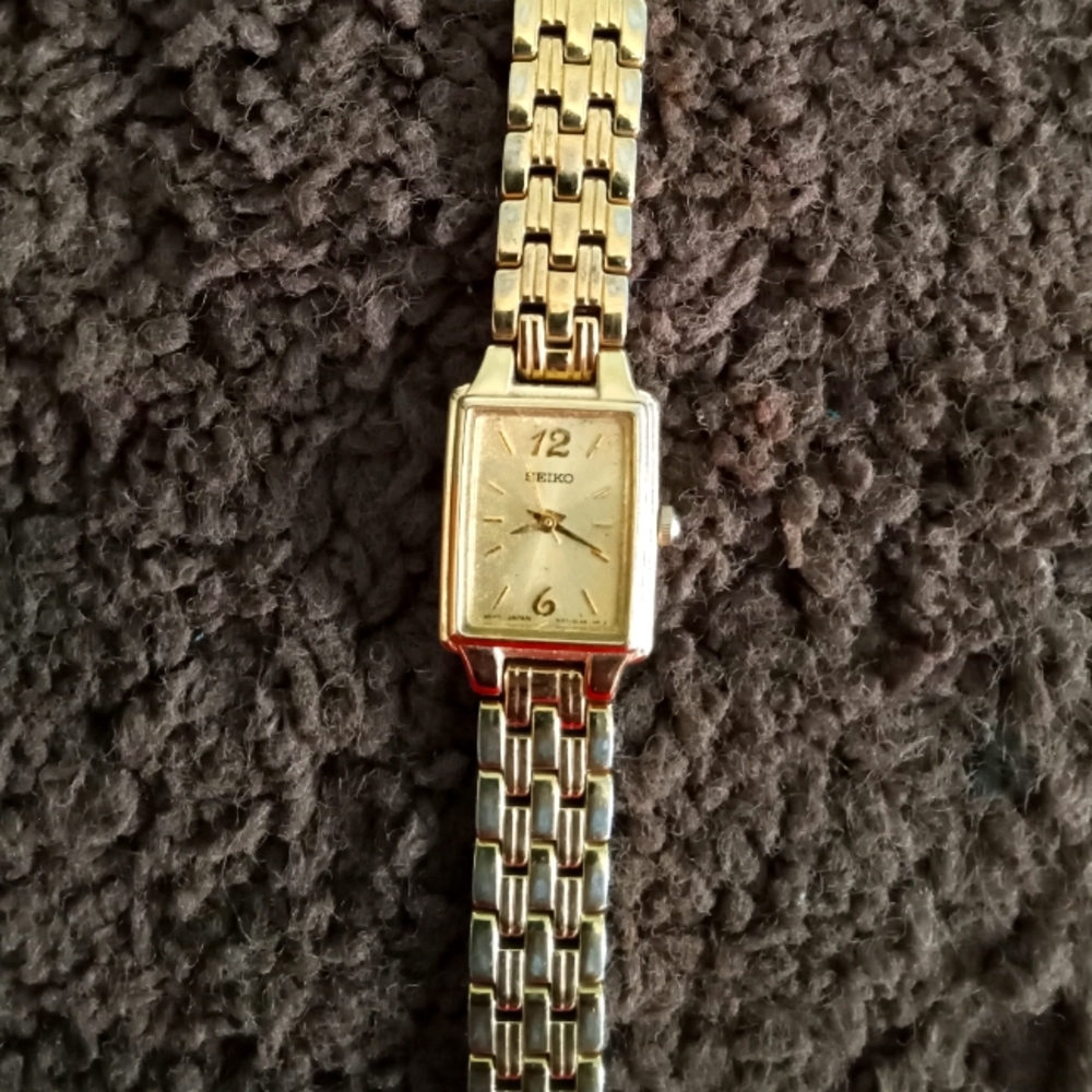 Vintage Women's Seiko watch